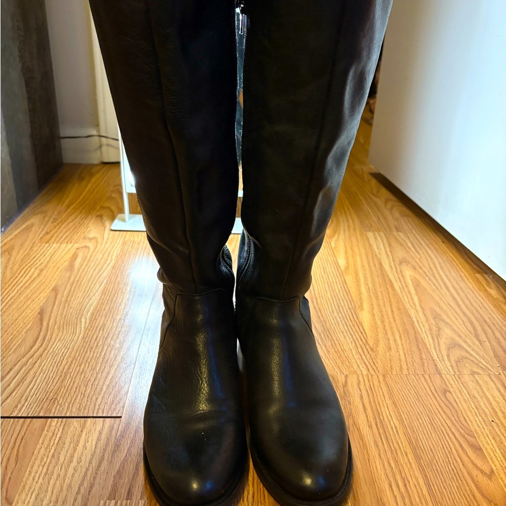 Women’s Arturo Chiang Boots
